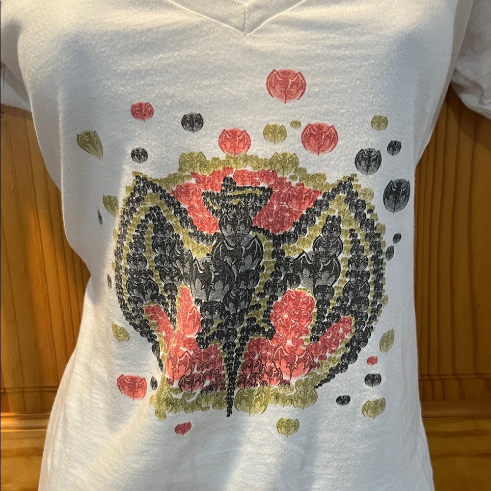Bacardi White Graphic V-Neck T-Shirt - Picture 4 of 6